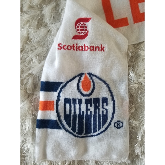 EDMONTON OILERS NHL COLLECTABLE MEMORABILIA SCARF - Picture 3 of 4